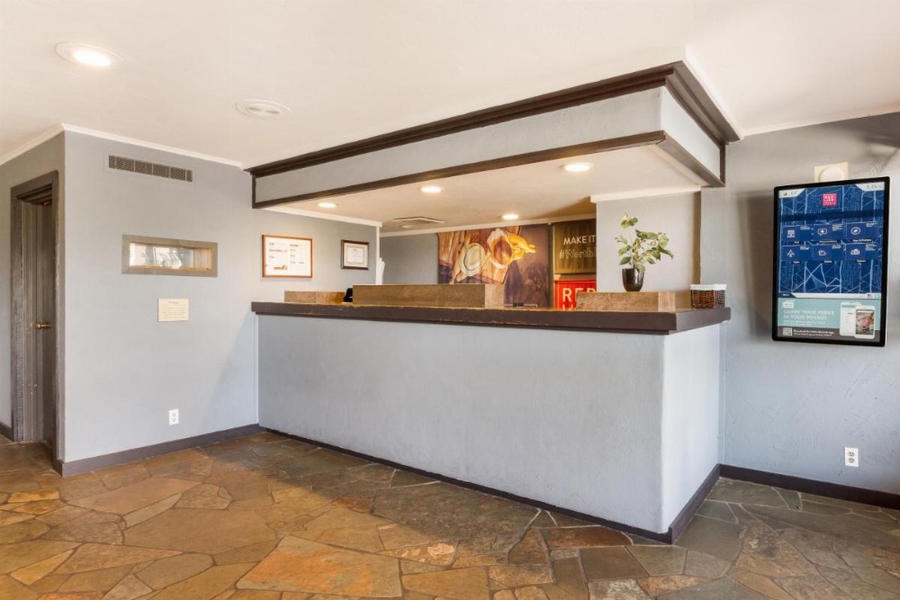 Red Lion Hotel Monterey Image 10