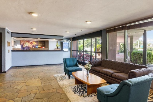 Red Lion Hotel Monterey image 12