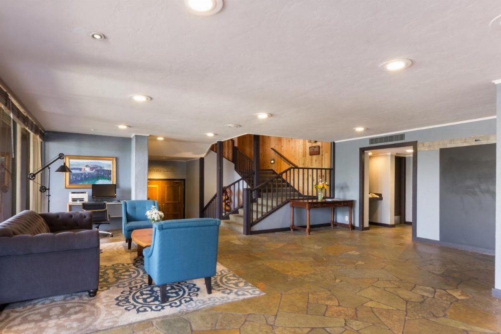 Red Lion Hotel Monterey Image 7